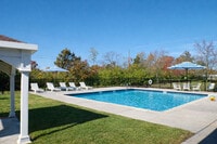 Building Photo - Clovernook Apartments