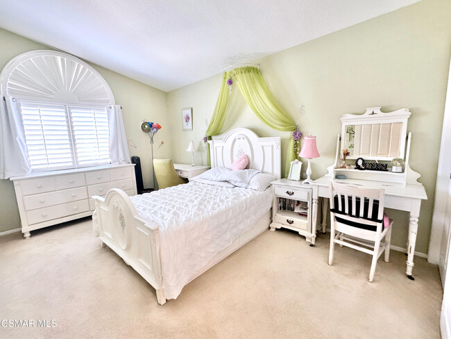 Building Photo - 1812 Fox Springs Cir