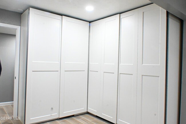 Building Photo - 3405 Hixson Street
