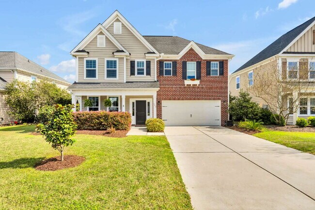 Building Photo - Gigantic Gorgeous Home in Pooler!