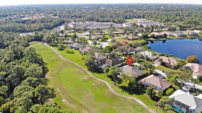 Building Photo - 1509 SW Mockingbird Cir