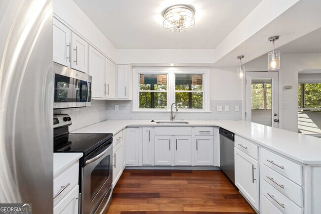 Building Photo - 2308 Defoors Ferry Rd NW