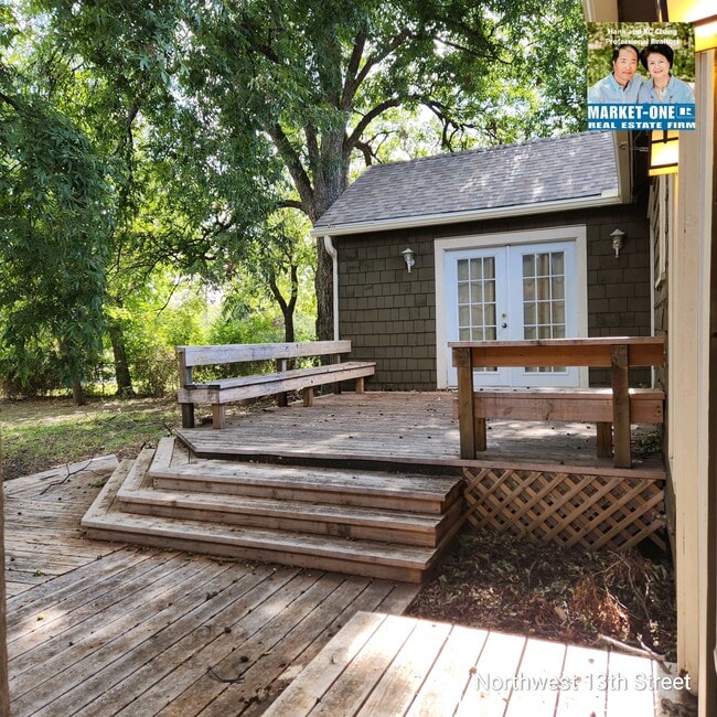 Building Photo - 705 NW 13th St