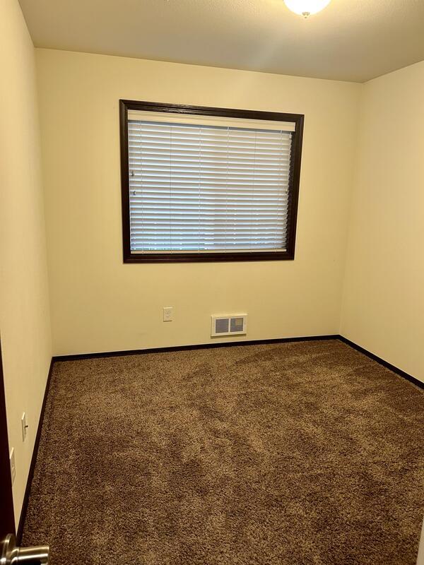 Building Photo - 2041 Andress Ln