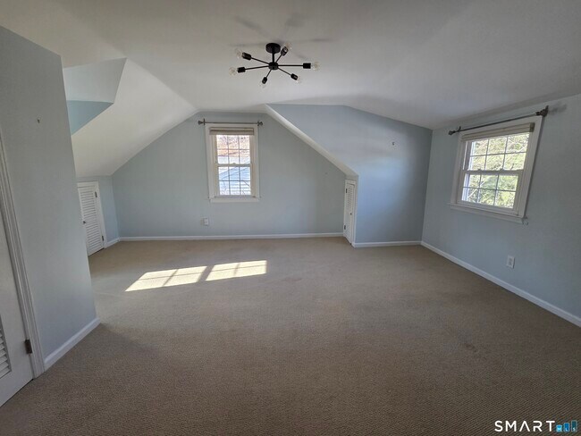 Building Photo - 51 Glendale Rd