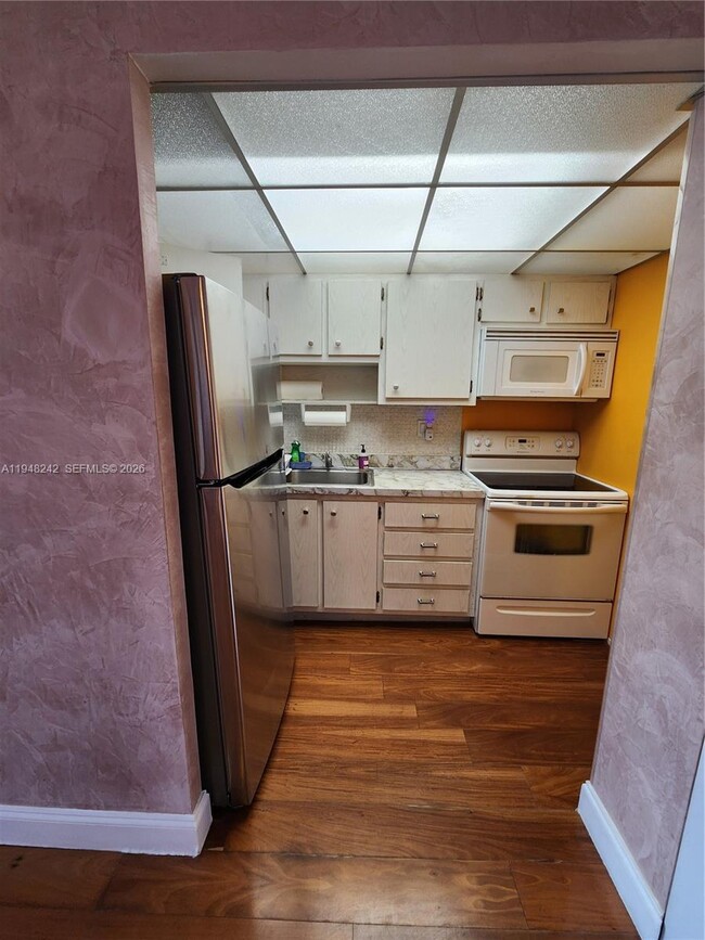 Building Photo - 251 174th St