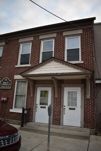 Building Photo - 726 Ch