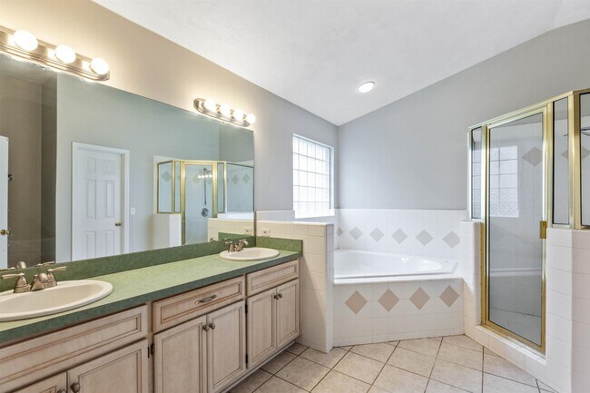 Building Photo - 7103 Shady Grove Way