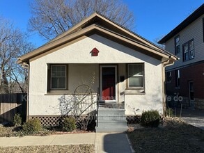 Building Photo - 2535 Charlotte St