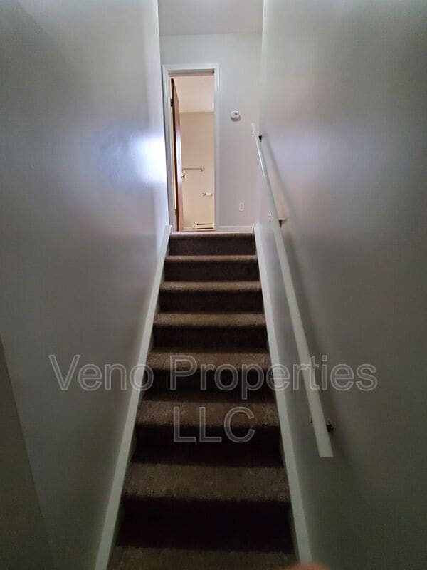 Building Photo - 2016 St Paul Dr