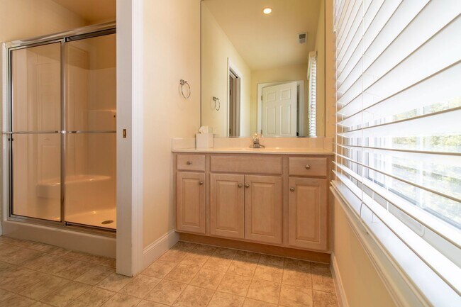 Building Photo - SINGLE FAMILY - RBYCC - YEAR ROUND