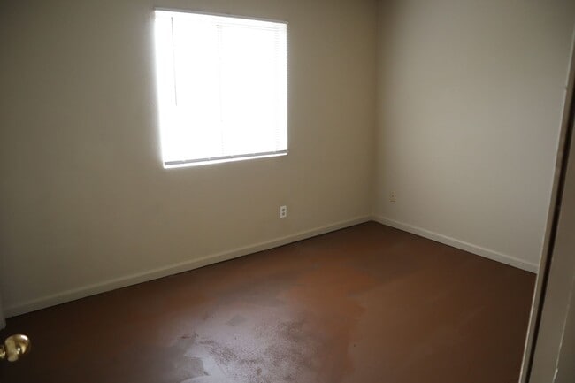 Building Photo - Perfect Blend of Comfort and Convince!!!