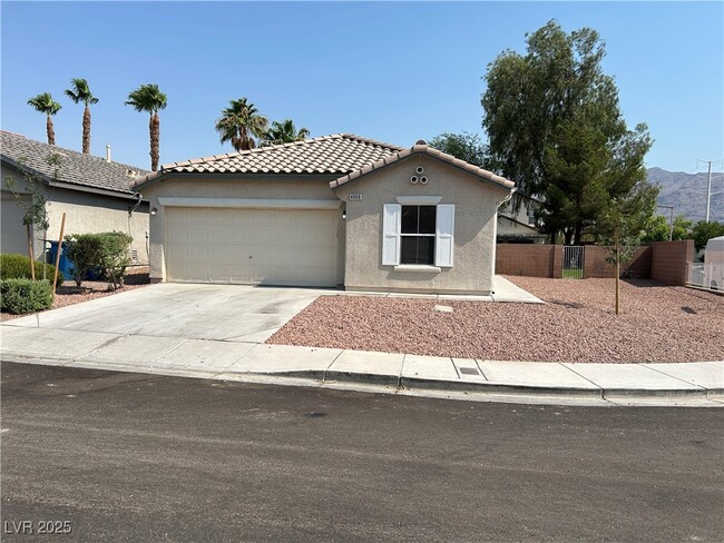 Primary Photo - 4908 Hostetler Ave