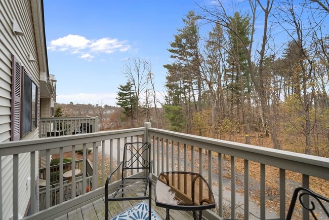 Building Photo - 33 Andrew St