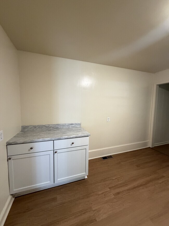 Building Photo - 1221 Taney Ave