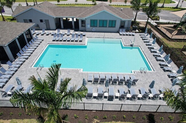 Building Photo - 8535 St Kitts Cir