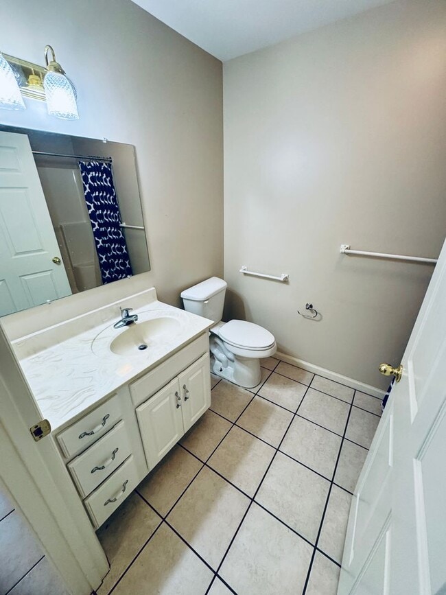 Building Photo - FOR LEASE- CONDO LOCATED IN A 55+ COMMUNITY!