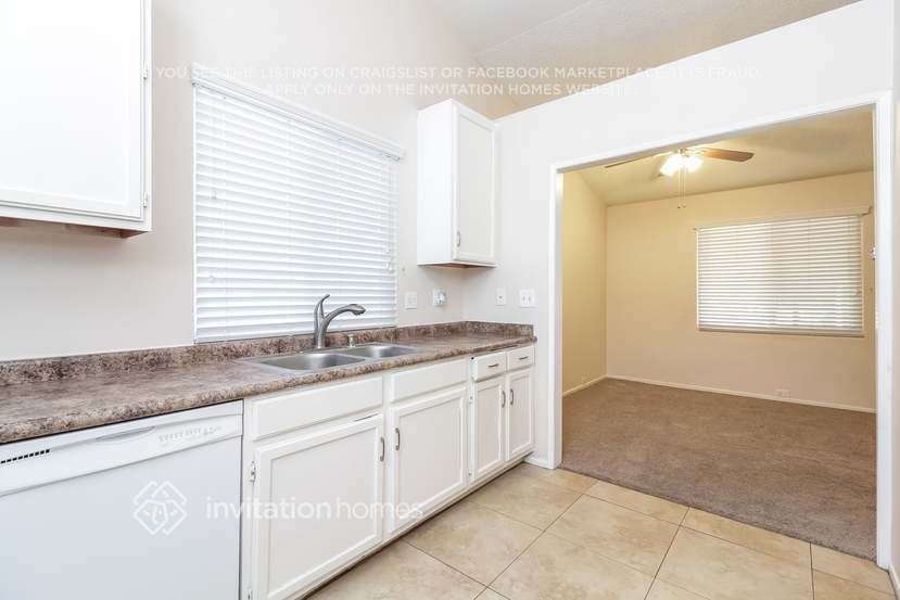 Building Photo - 25134 Hazelwood Cir