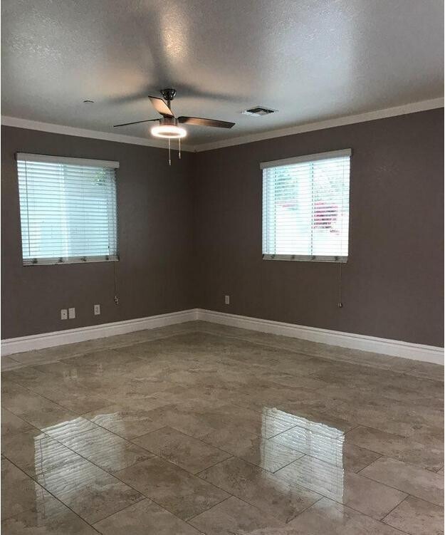 Building Photo - 11855 N 79th Dr