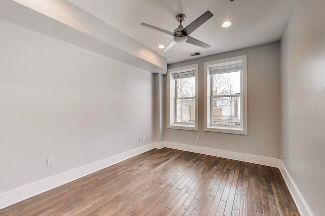 Building Photo - 1220 19th St NE