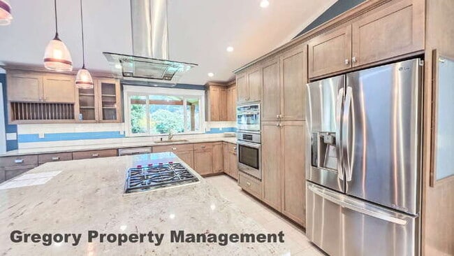 Building Photo - First Time Rental! Newly Remodeled 3bed 2bath Super clean home in top condition. Just under 1 acr...