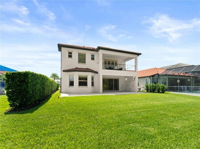 Building Photo - 10414 Royal Cypress Way