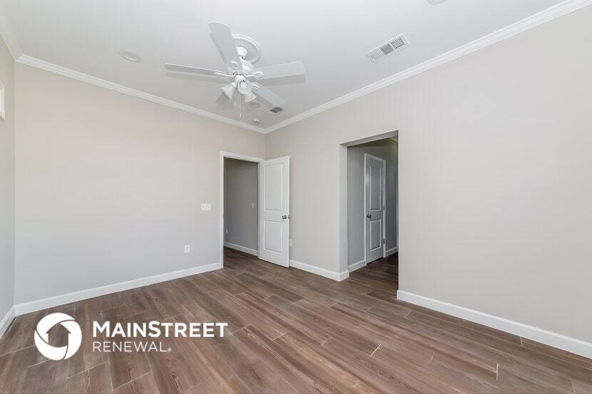 Building Photo - 509 60th Ave Dr W