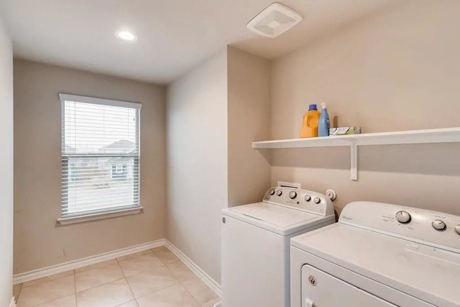 Building Photo - 11707 Prado Ranch Blvd