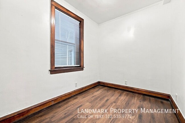Building Photo - 2962 N Allen Ave