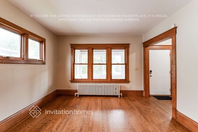 Building Photo - 1375 Lafond Ave
