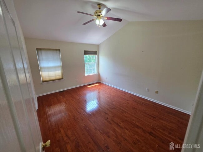Building Photo - 1301 Dahlia Cir
