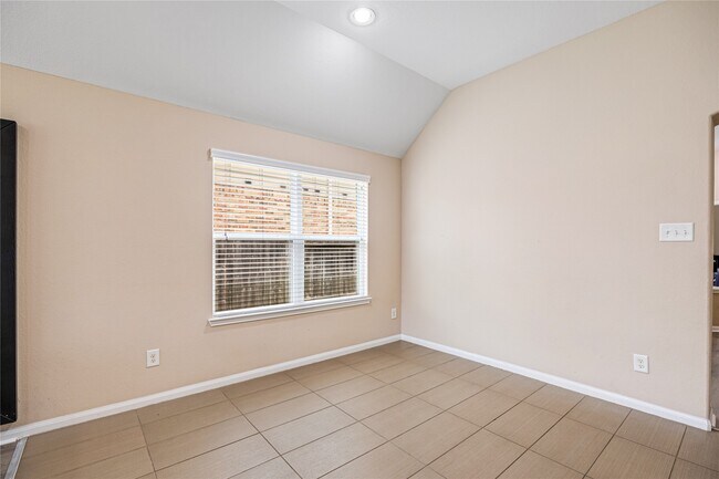 Building Photo - 7030 Villa Mountain Ln