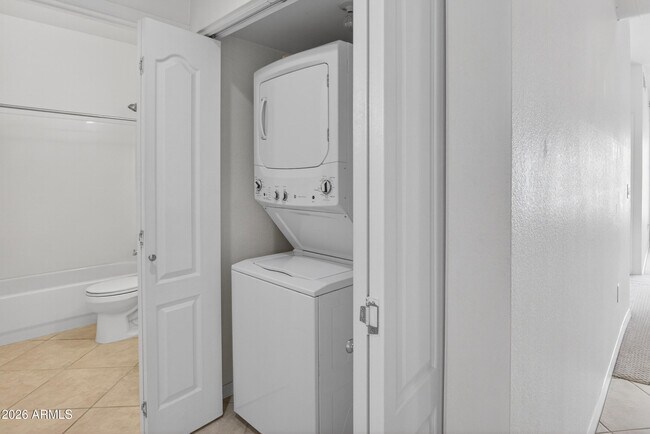 Building Photo - 4525 N 22nd St