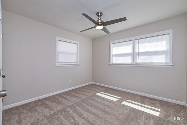 Building Photo - NOW AVAILABLE - 3 Bedroom Home in College ...