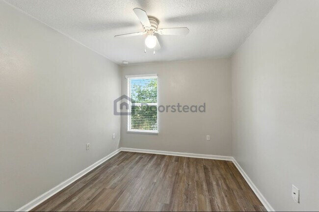 Building Photo - 74 Moultrie Village Ln