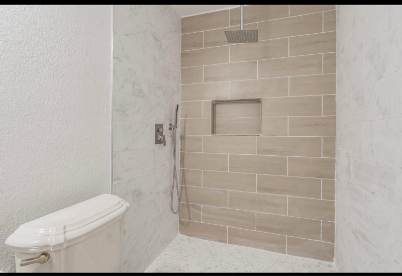 Building Photo - 3506 S Elm Dr