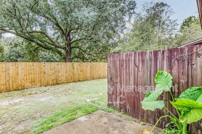 Building Photo - 4173 Ravenwood Dr