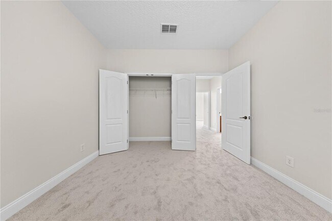 Building Photo - 7224 Halton Ct