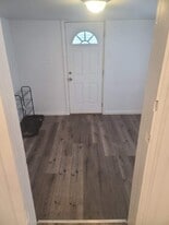 Building Photo - 1137 Lawton St