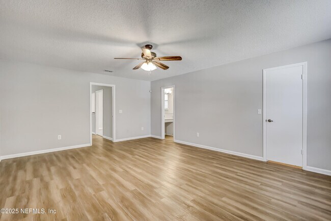 Building Photo - 5254 Percheron Ct