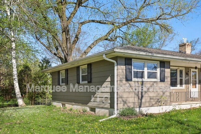 Building Photo - 4903 Camden Rd