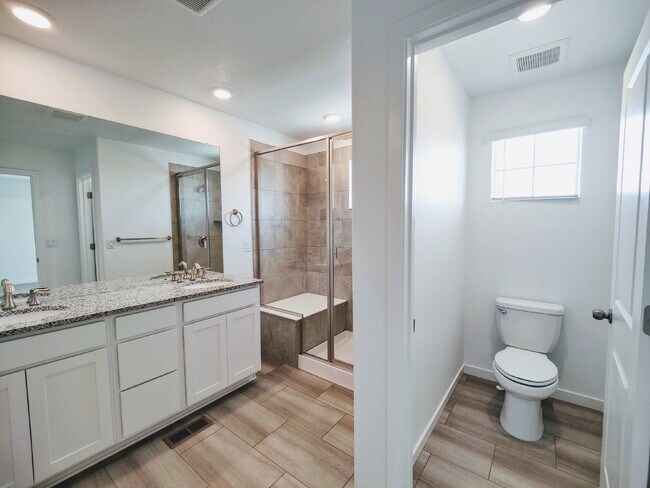 Building Photo - 8431 Rush Creek Ave