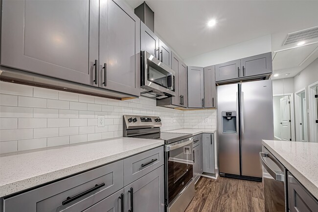 Building Photo - 7234 St Augustine St