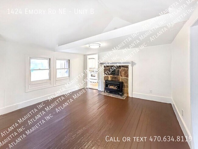 Building Photo - 1424 Emory Rd NE