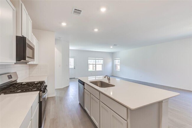 Building Photo - 165 Cibolo Crk Lp