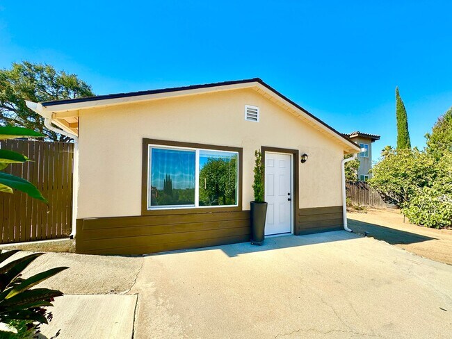 Building Photo - Lovely, Newly Renovated, & Fully-Detached Guest Home Unit on Gated and Private Country Property o...