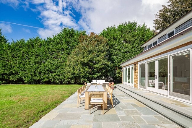 Building Photo - 84 Anns Ln