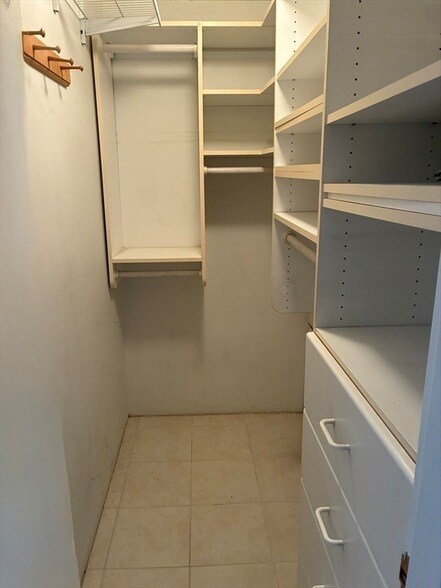 Building Photo - 1 Summit Dr