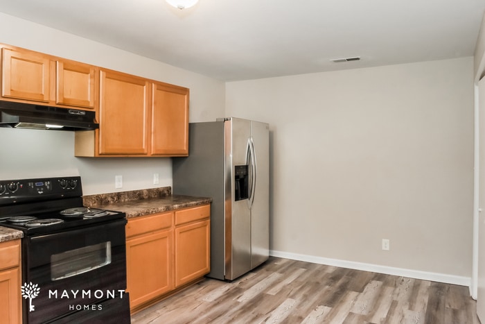 Building Photo - 130 Dormont Dr NE