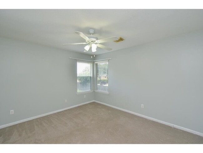 Building Photo - 6111 Dove Fern Ct